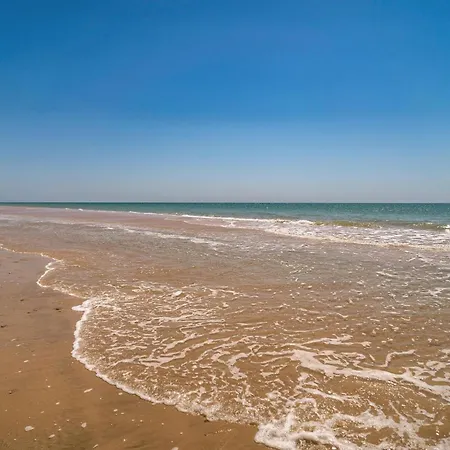 Holiday home Stunning In Chiclana De La Fronter