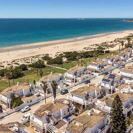 Stunning In Chiclana De La Fronter Holiday home Chiclana de la Frontera